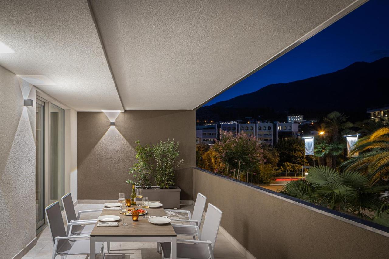 Aris Apartments & Sky Pool - Tonelli Hotels - Adult Friendly Riva del Garda Kültér fotó