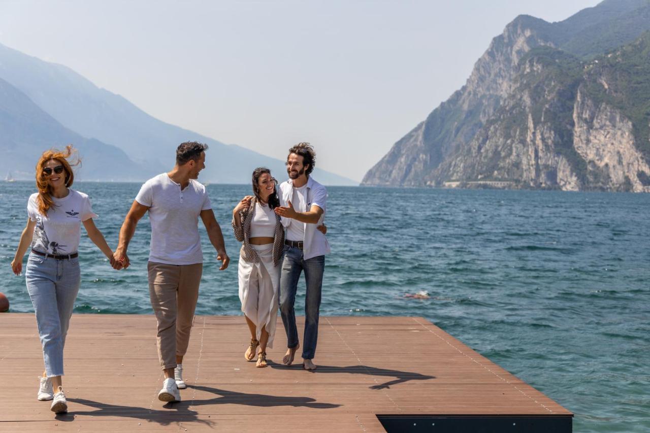 Aris Apartments & Sky Pool - Tonelli Hotels - Adult Friendly Riva del Garda Kültér fotó